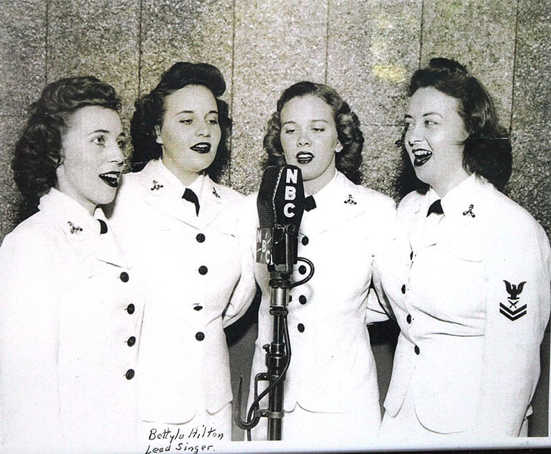 WWII Singing Group